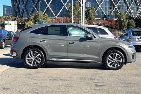 audi q5 chronos gray.